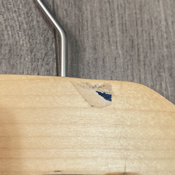 Wooden Baby Clothes Hanger - Picture 3 of 3